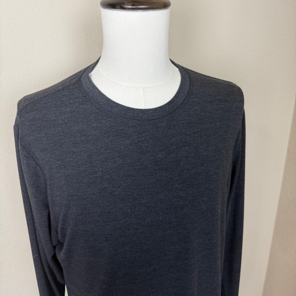 Freefly men’s long sleeve Tee | Size L | Grey 
Bamboo Performance - Picture 3 of 9